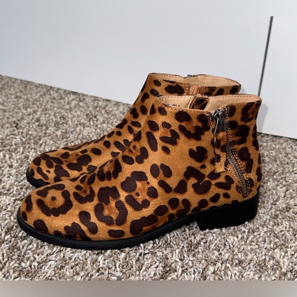 Time and Tru Shoes Womens Leopard Ankle Boots Poshmark